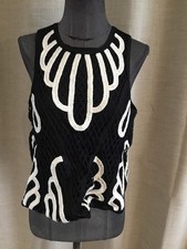 Très Beau Haut Noir Blanc