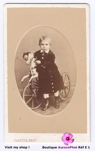 Enfant son jouet ancien - enfant,
