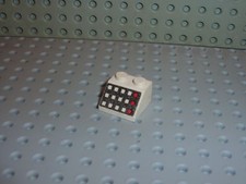 LEGO white slope brick 3039p32