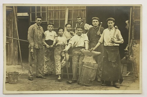 Carte postale photo dans - postale, 18,