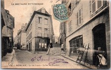 29 MORLAIX - la rue courte, le bas des escaliers