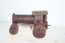 Ancien rouleau compresseur