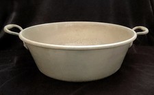 Bassine En Aluminium.