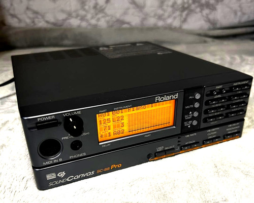Roland 88pro sc88 - roland, sound