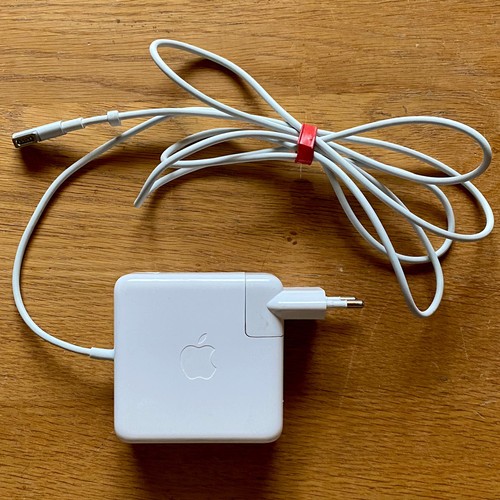 Apple macbook chargeur - •, •