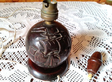 Lampe de table en bois sculpté - Ancien - sculpture Bateau Voilier - Vintage