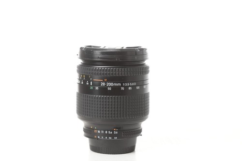 Nikon nikkor 200 mm - af-d, 28-200