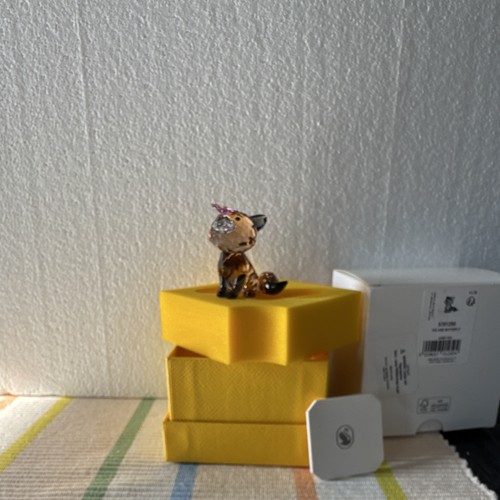 Swarovski crystal cat figurine - crystal,
