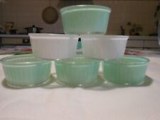 6 ramequins en verre coloré 4 verts et 2 blancs " Huile Calvé "  vintage