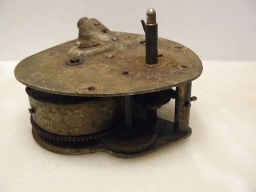 Ancien moteur gramophone - de,