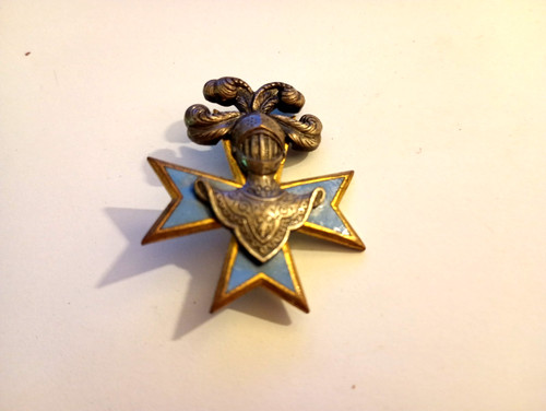 Insigne pucelle nettoyer - a,