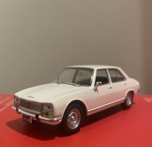 Voiture miniature peugeot 504 - miniature,