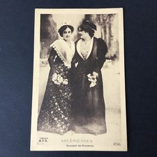 CPA Carte Ancienne Costume ARLES Arlésienne Mode - French Postcard