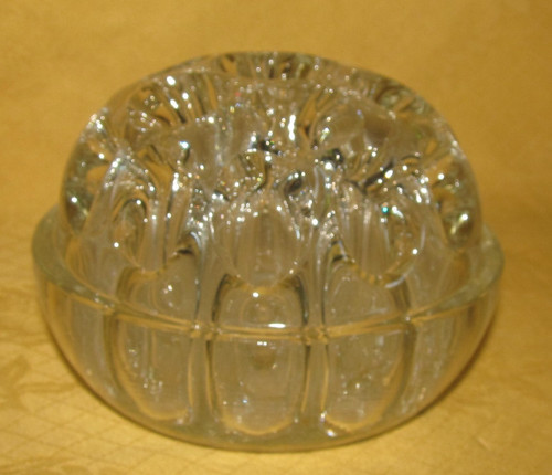 Pique fleurs vase bouquetiers