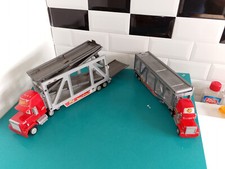 Lot 2 Camions transport auto en plastique Mattel Cars mack flash mcqueen