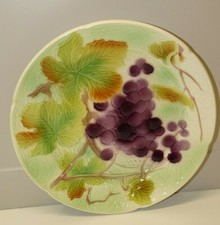 -JOLIE PETITE ASSIETTE CERAMIQUE SAINT CLEMENT ST CLEMENT décor GRAPPE RAISIN D