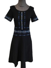 Superbe Robe Noir Broderie Sandro 36 Jamais Porté 