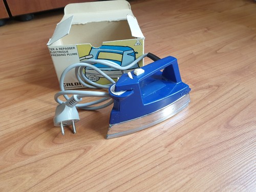 Fer repasser électrique - à,