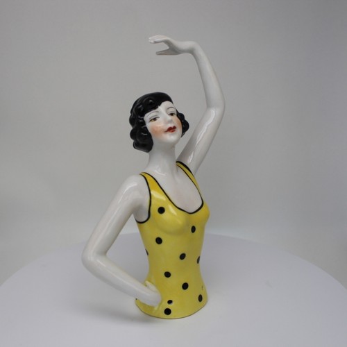 Demi poupee figurine pin - figurine, pin-up