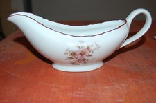 SAUCIERE MASSE SURGET  MEHUM