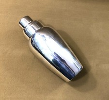 ancien shaker à cocktail ART