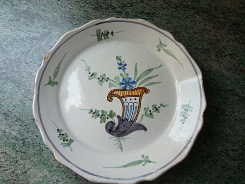Rare ancienne assiette décor