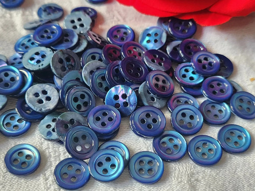 Lot boutons vintage en - 18,