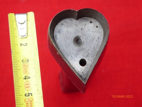 Emporte piece outil ancien - outil,