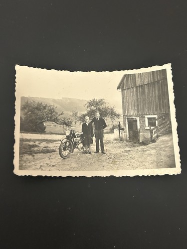 Photo moto ancienne - moto,