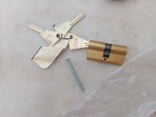 NEUF CYLINDRE DE SECURITE DE