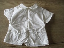 PETITE CHEMISE MANCHES COURTES COL CLAUDINE  POUR BEBE /POUPEE   BLANCHE