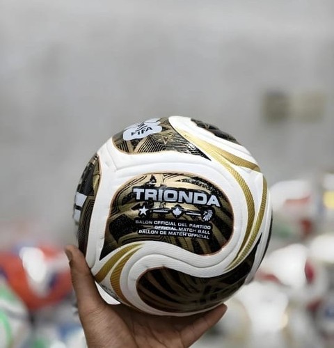 Ballon football trionda - de,