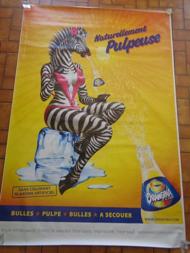 Grande affiche publicitaire - grande,
