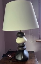 Lampe à poser décorée avec