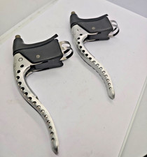 Manettes, Poignées, Leviers