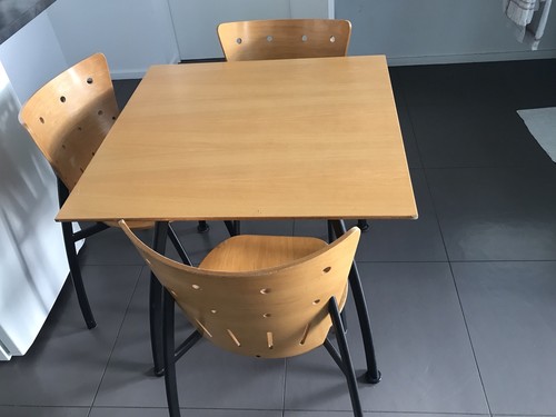 Ensemble table chaises - table, de