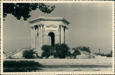 France, Montpellier, La Promenade du Peyrou, le château d'eau, ca.1952, Vin