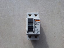 Interrupteur différentiel Merlin Gerin 25A 300mA type AC Bipolaire ref : 23166