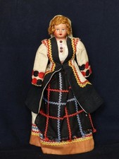 Poupée ancienne en tissu 