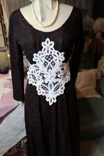 Pièce de parement de robe en dentelle Renaissance  / Linge ancien 35911-1