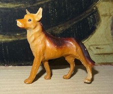 Superbe et rare petit chien