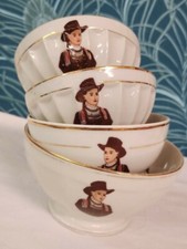 4 Bols Breton anciens  En Porcelaine 