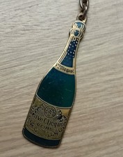 Ancien porte clé bouteille - ancien,