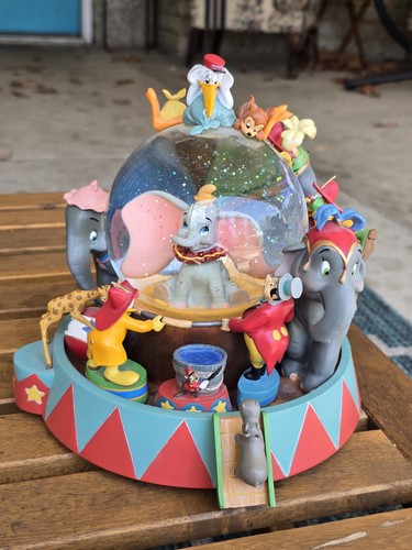 Disney store dumbo animated - dumbo,