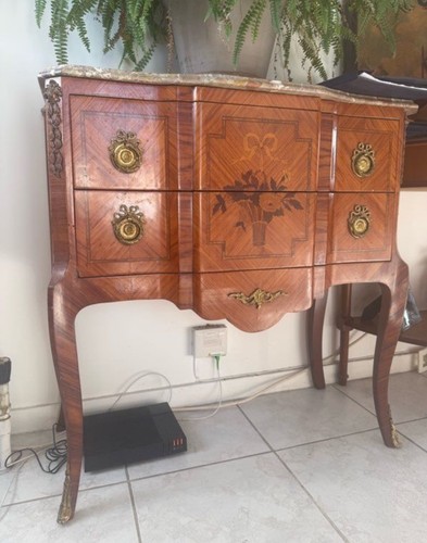 Commode style louis - de, xvi
