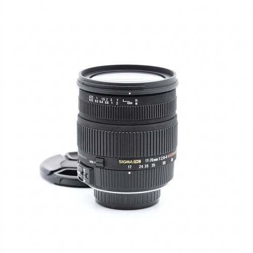 Objectif sigma f2 8 4 - 17-70, mm