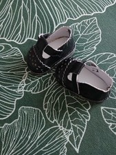 Chaussure pour poupée Marie
