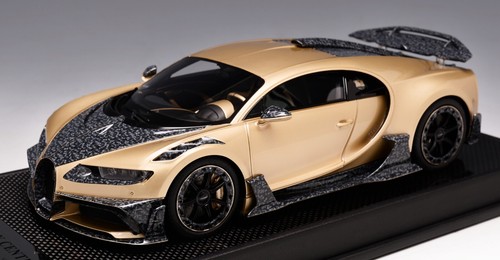 P bugatti chiron - 1/18,