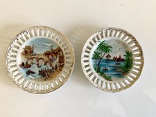 2 Soucoupes Assiettes ajourées  A suspendre. Décor Exotique Et Décor Portuaire