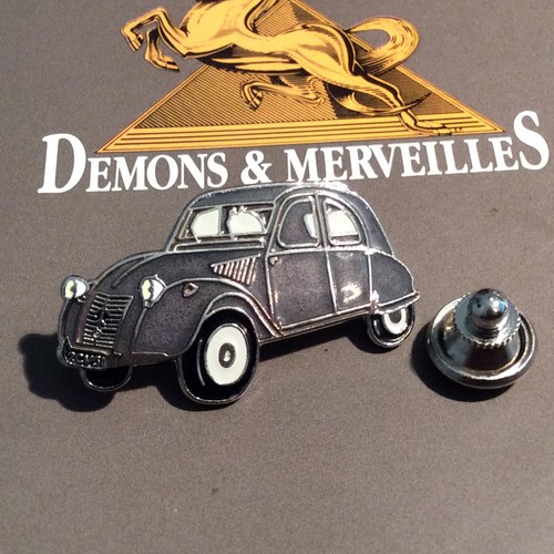 Pin demons merveilles - &,